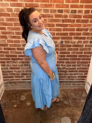 A Chic Midi Dress