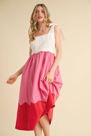 SCALLOPED COLOR BLOCK MIDI DRESS