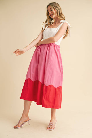 SCALLOPED COLOR BLOCK MIDI DRESS