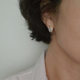 Molten Oval Stud Earrings